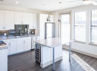 901 N Zang Blvd #316, Dallas, TX 75208