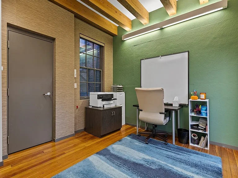 133 Salem St #PENTHOUSE — Photo 15