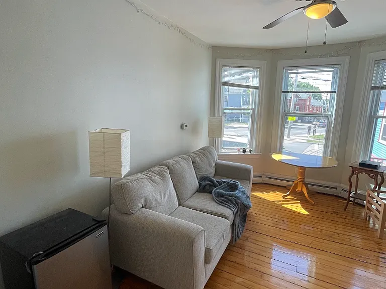 382 Hope St #1 — Photo 7