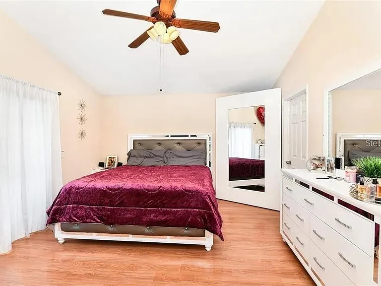 436 Lake Shore Pkwy — Photo 13