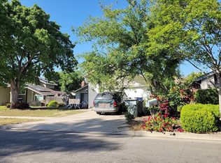 4168 W Capitola Ave, Fresno, CA 93722