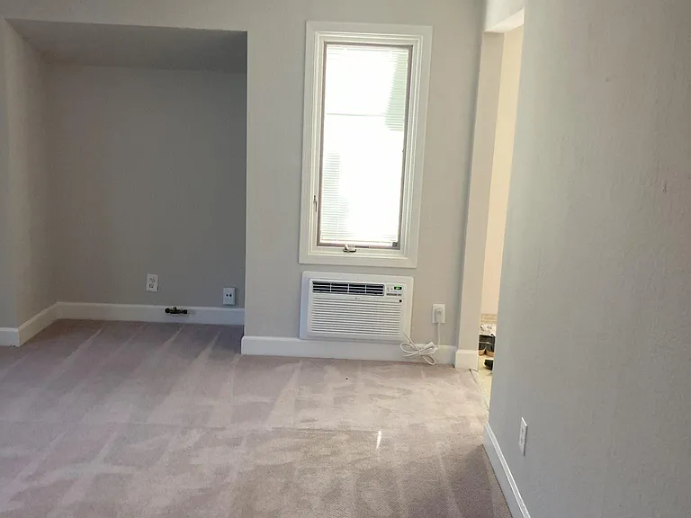 2057 Hoover Ave — Photo 17