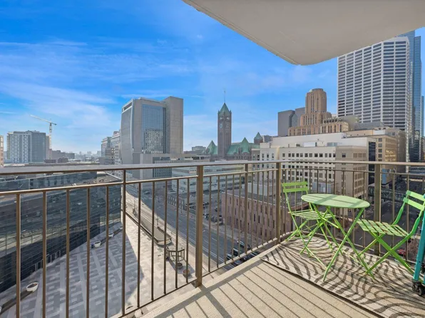 121 Washington Ave S APT 1004, Minneapolis, MN 55401