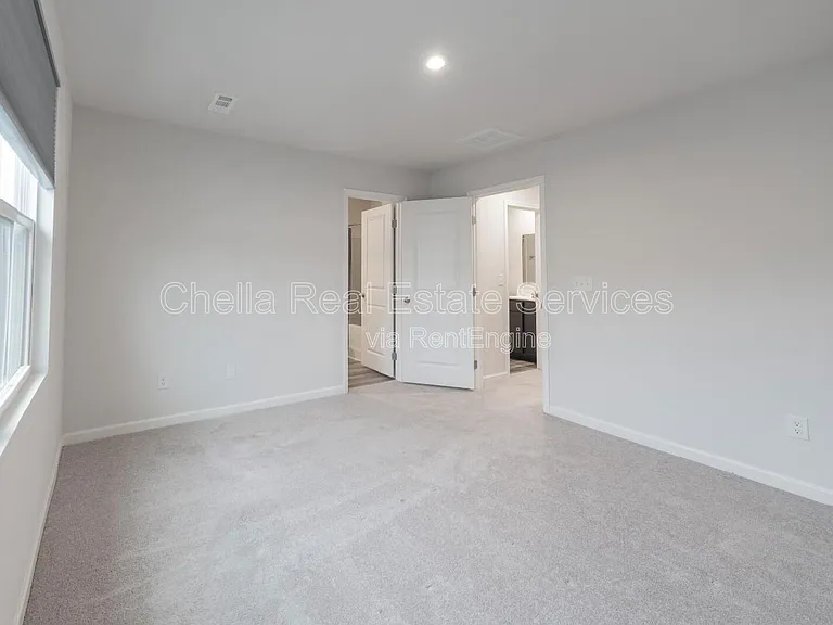 2935 Winterberry Dr — Photo 14