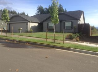 5455 Pinehurst St, Springfield, OR 97478