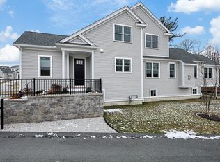 47 Weston Ln #47, Hopkinton, MA 01748