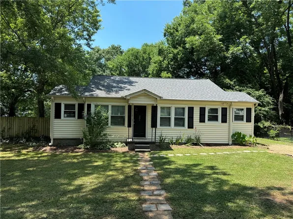 201 Hillside Dr, Anderson, SC 29625
