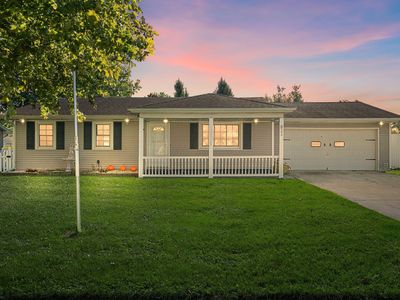 833 Apache Ln, Lowell, IN, 46356