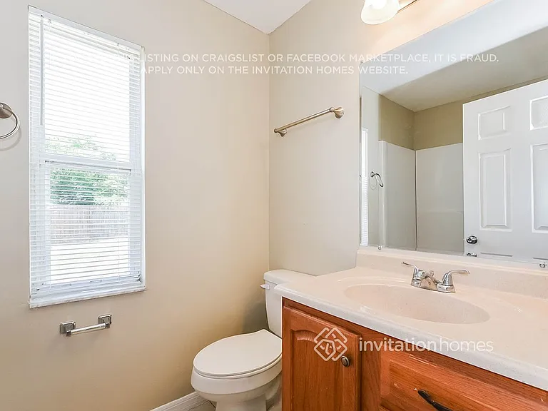 2830 Chalmer St — Photo 15