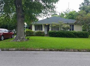 2801 Woodrow Dr, Port Arthur, TX 77642