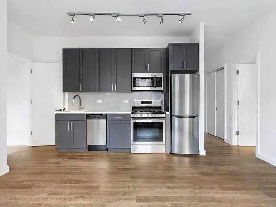1st image of 862 Union St APT 5G