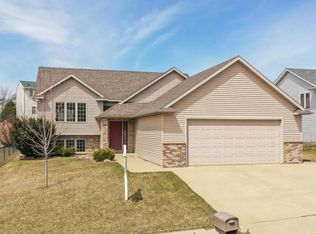 6251 Fairway Dr NW, Rochester, MN 55901