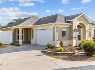 1057 Carver Ct, The Villages, FL 32163