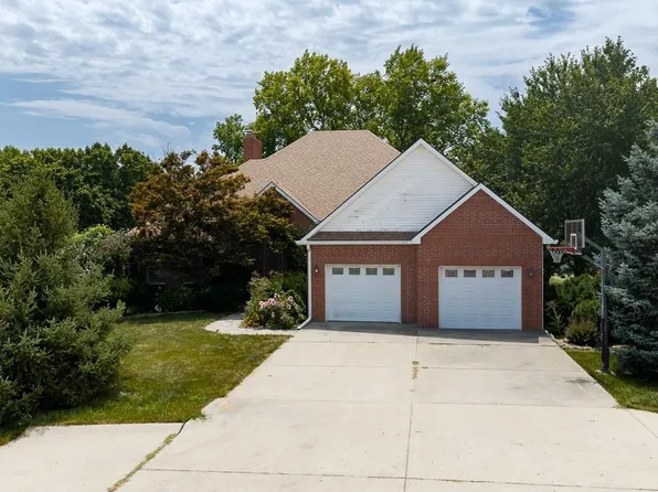 12901 McIntyre Rd, Leavenworth, KS 66048