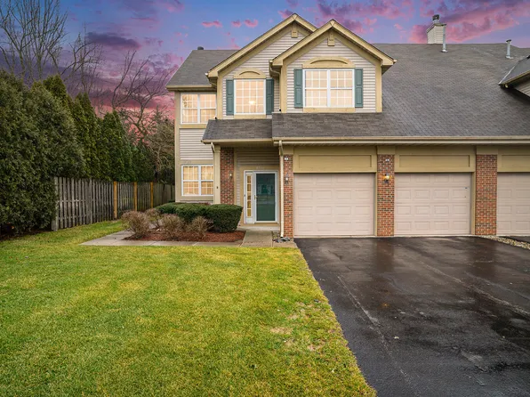 8011 Knickerbocker Pl, Dyer, IN 46311