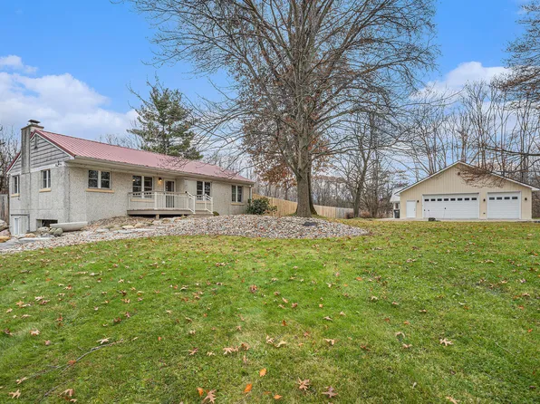4650 N 36th St, Galesburg, MI 49053