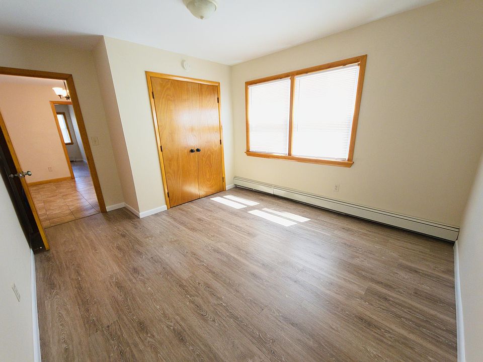 bedroom 01