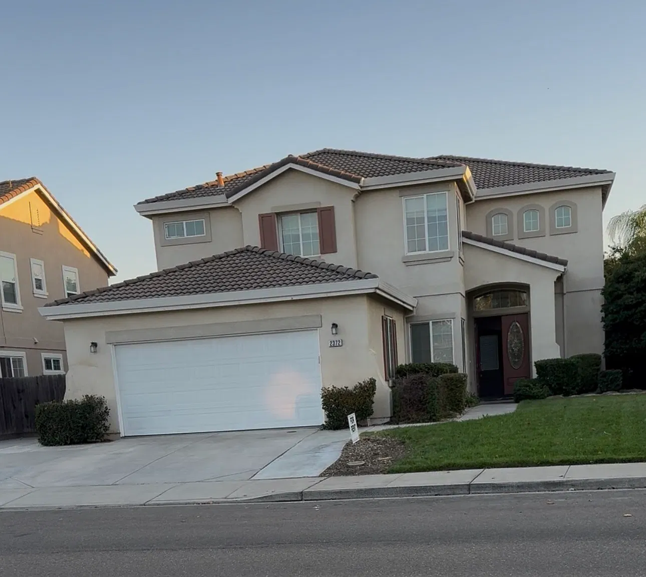 5 bed, 3089 sqft, $3,600 — Photo 2