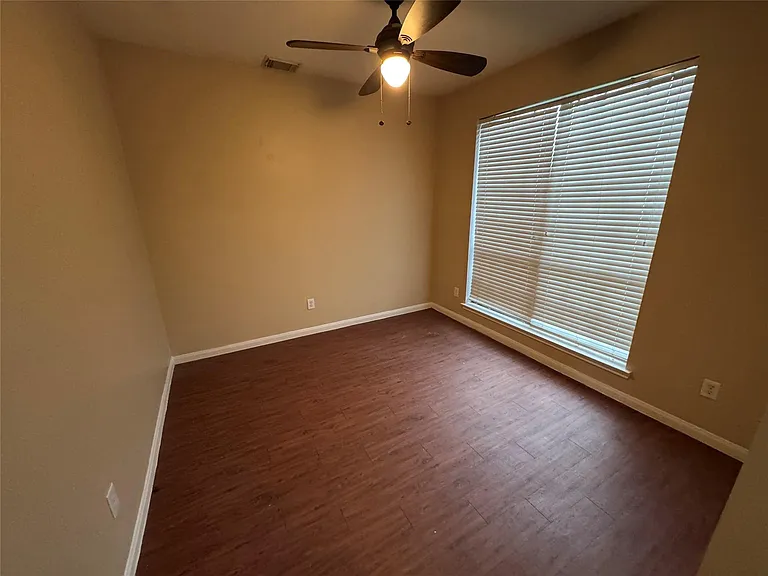 4018 Longway Estates Ct — Photo 6
