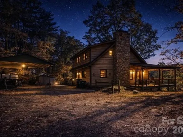 310 Log Gap Rd, Fairview, NC 28730