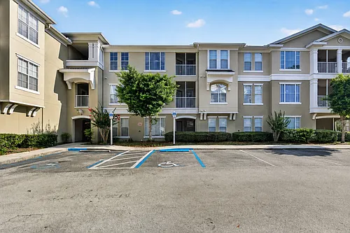 8290 Gate Pkwy #1217 Photo 1