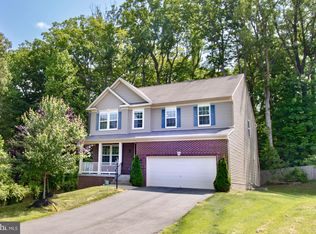 3801 Grafton Ct, Triangle, VA 22172