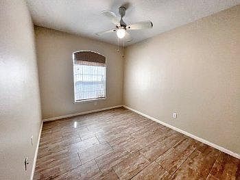 4th image of 2071 Heaton Hall Dr