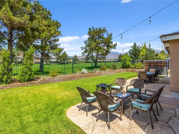 34128 Pinehurst Dr, Yucaipa, CA 92399