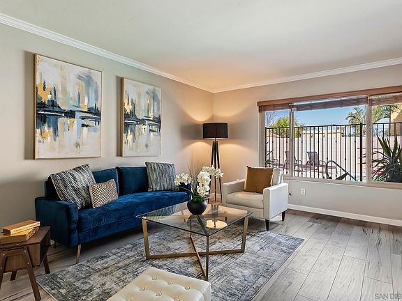 3rd image of 267 S Mollison Ave #6