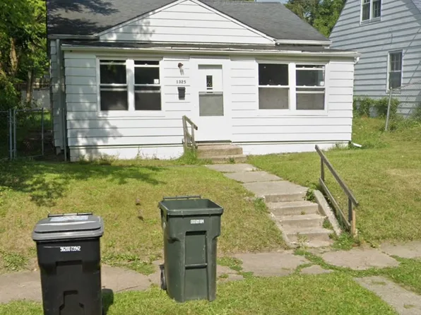 1325 N Elmer St, South Bend, IN 46628