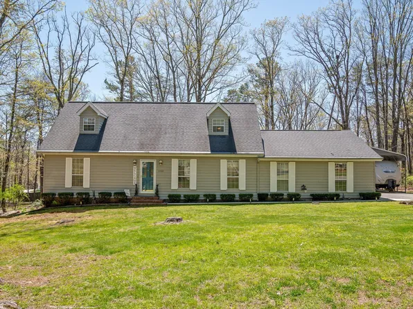 280 Spring Dr, Signal Mountain, TN 37377