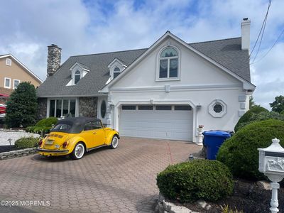 689 Golden Drive, Toms River, NJ, 08753