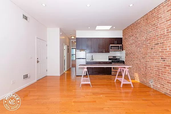 1st image of 212 Rogers Ave Floor 3