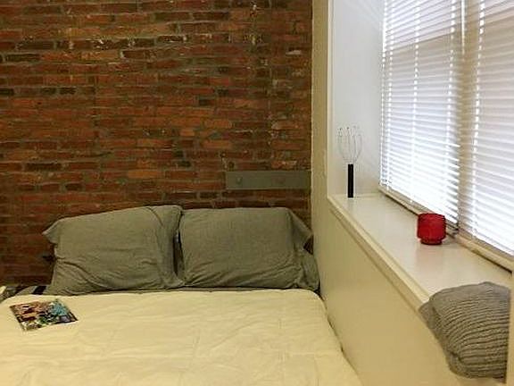 3rd image of 144 Bowdoin St APT 51