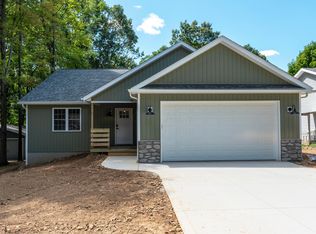 671 Winesap Cir, Howard, OH 43028