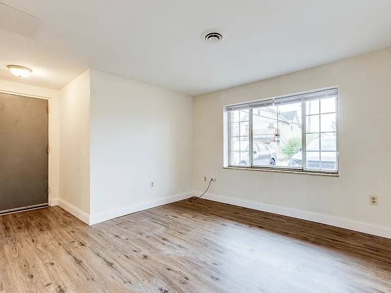 7408 Washington Ave #B — Photo 4