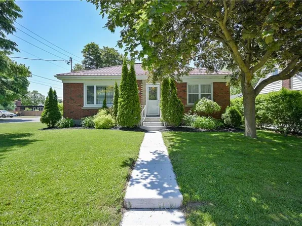 60 Scrimger Ave, Cambridge, ON N1R 4W1