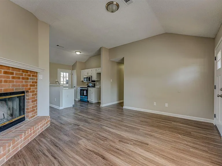 5540 Angelace Dr S — Photo 11