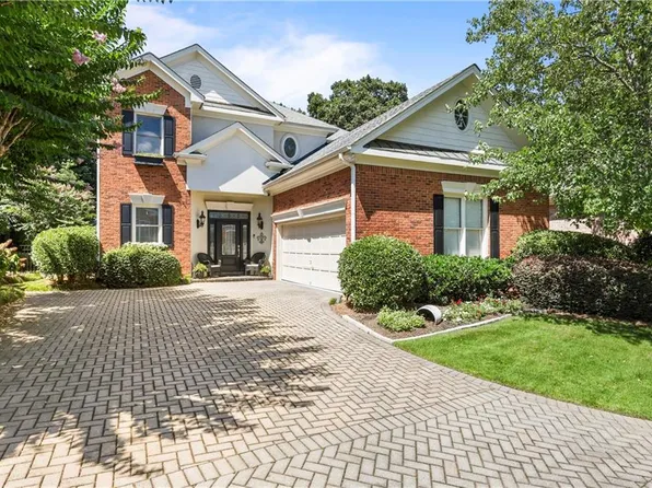 1048 Arbor Trce, Atlanta, GA 30319