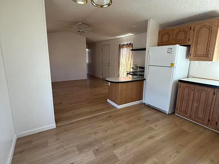 1159 W Foothills Dr — Photo 7