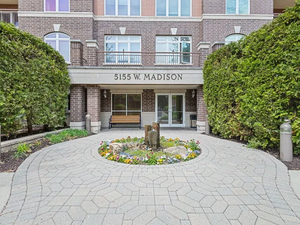 5155 Madison St Unit 204, Skokie, IL 60077