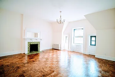 Rented by R New York