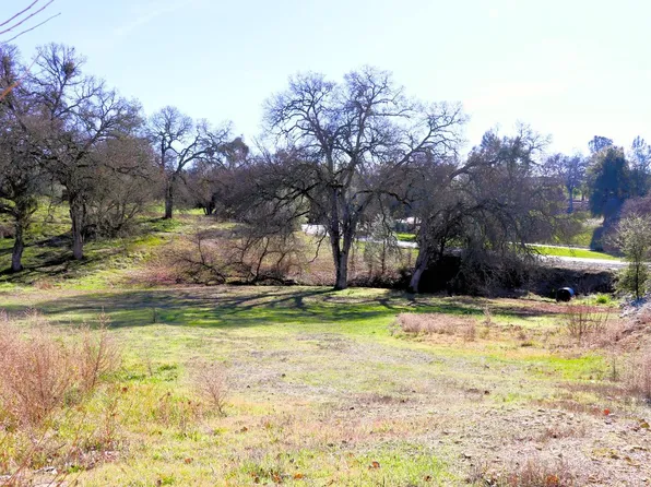 337 Saint Andrews Rd, Valley Springs, CA 95252