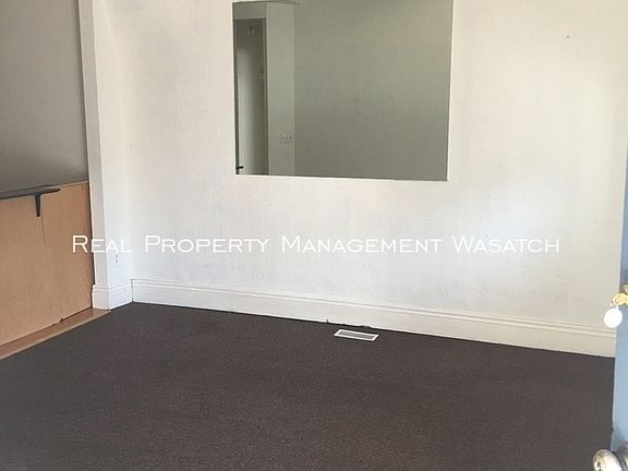 2nd image of 723 S Gudgell Ct