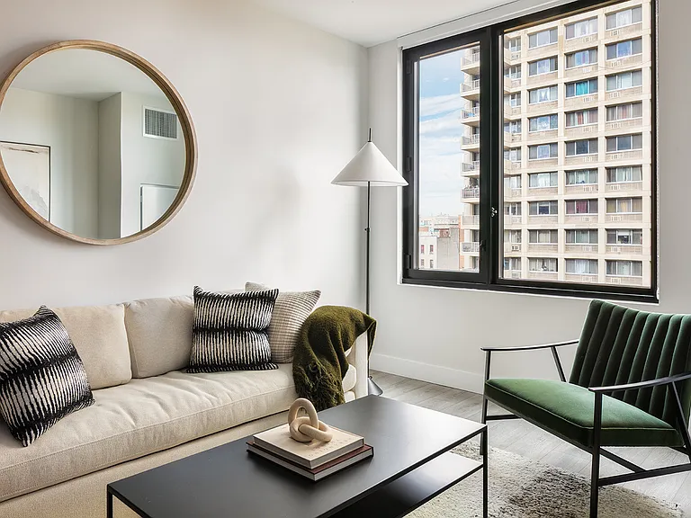 54 Crown St #331 — Photo 4