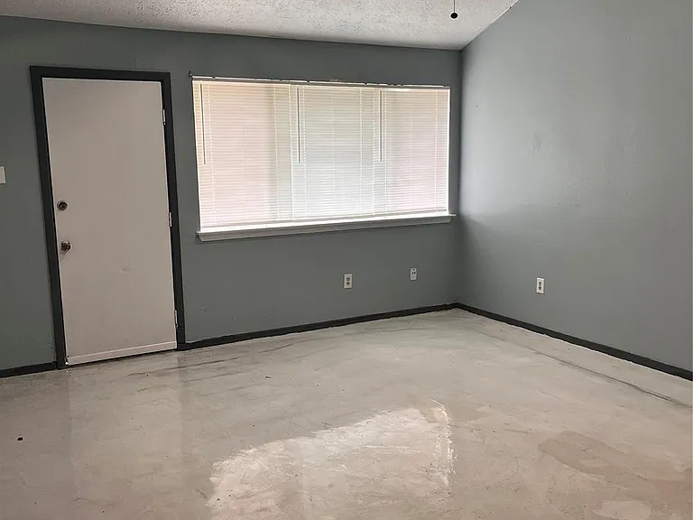 16631 Gold Ridge Ln — Photo 15