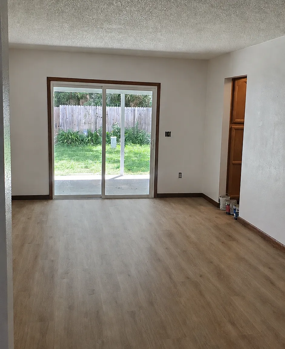 3 bed, 2.5 bath, 1600 sqft, $1,900 — Photo 4