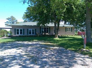 722 NE 101st Rd, Clinton, MO 64735