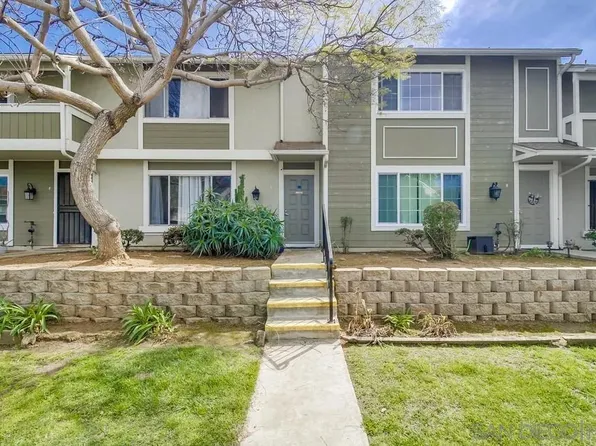 2989 Village Pine Dr Unit E, San Diego, CA 92173