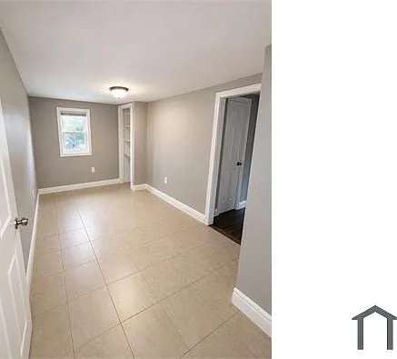 11749 Lake Dr #B — Photo 5